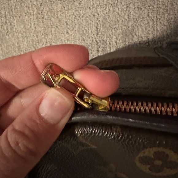 Louis Vuitton Roller Suitcase - Picture 4 of 5